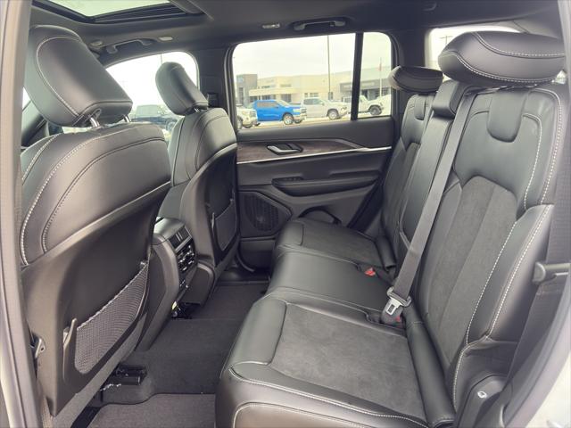 2026 Jeep Grand Cherokee Altitude 4x4