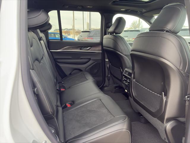 2026 Jeep Grand Cherokee Altitude 4x4