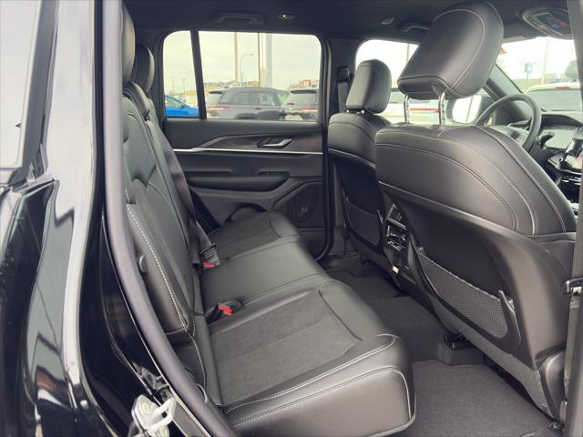 2026 Jeep Grand Cherokee Altitude 4x4