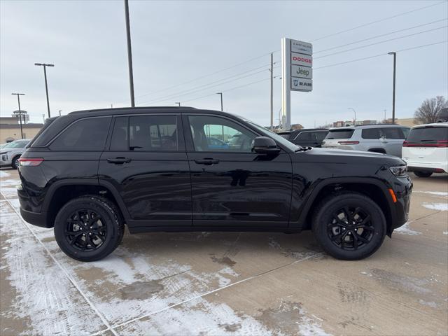 2026 Jeep Grand Cherokee Altitude 4x4