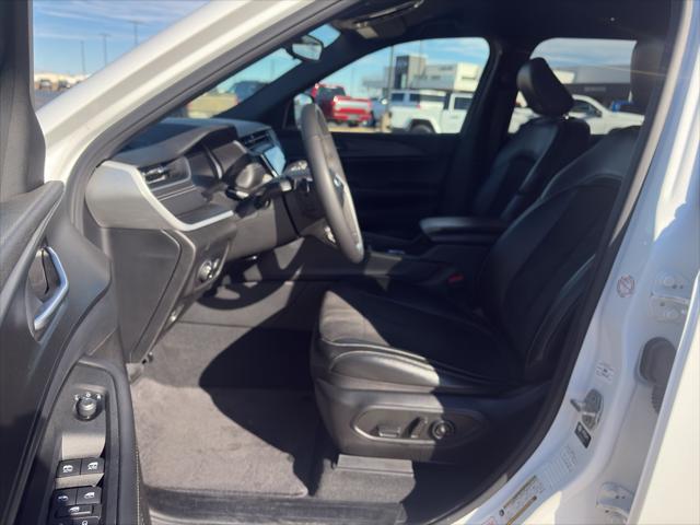 2024 Jeep Grand Cherokee L Altitude 4x4