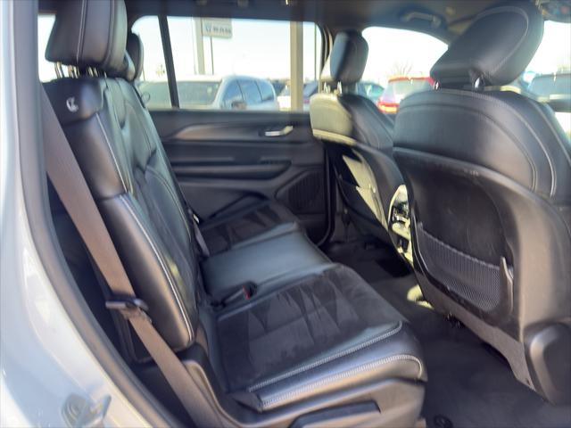 2024 Jeep Grand Cherokee L Altitude 4x4