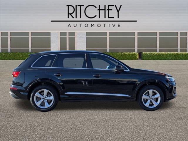 2025 Audi Q7 Premium 55 TFSI quattro Tiptronic