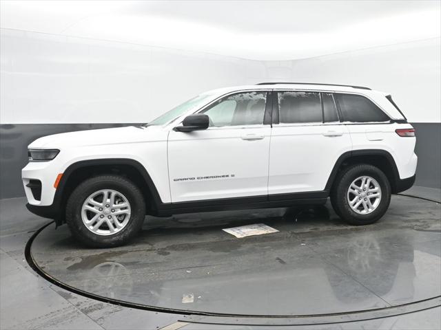 2023 Jeep Grand Cherokee Laredo 4x4