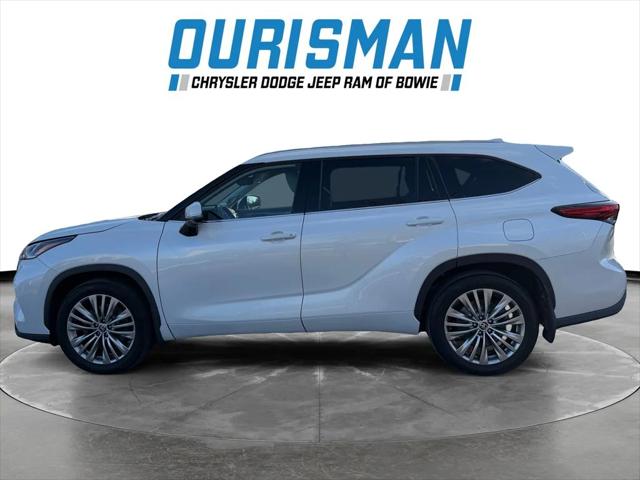 2023 Toyota Highlander Platinum