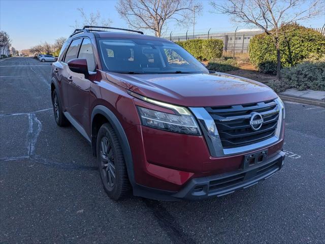 2022 Nissan Pathfinder SV 4WD 2022 Nissan Pathfinder SV 4WD