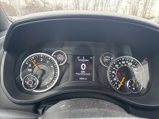 2022 RAM 1500 Big Horn Quad Cab 4x4 64 Box