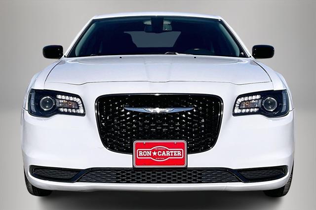 2019 Chrysler 300 Touring
