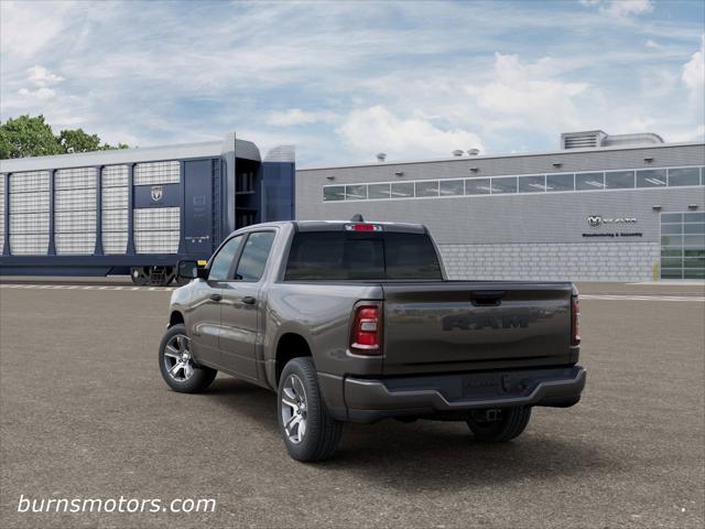 2026 RAM Ram 1500 RAM 1500 EXPRESS CREW CAB 4X2 57 BOX