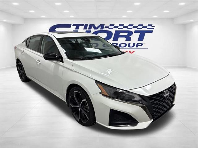 2024 Nissan Altima SR FWD