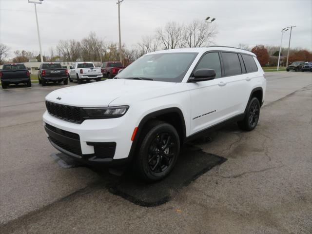 2025 Jeep Grand Cherokee GRAND CHEROKEE L ALTITUDE X 4X4