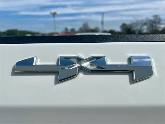 2025 GMC Sierra 1500 4WD Crew Cab Short Box SLT
