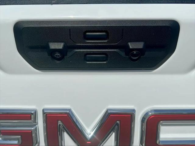 2025 GMC Sierra 1500 4WD Crew Cab Short Box SLT