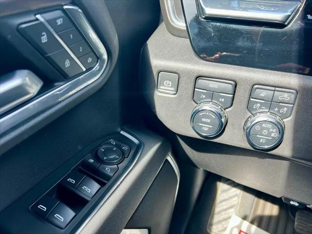 2025 GMC Sierra 1500 4WD Crew Cab Short Box SLT