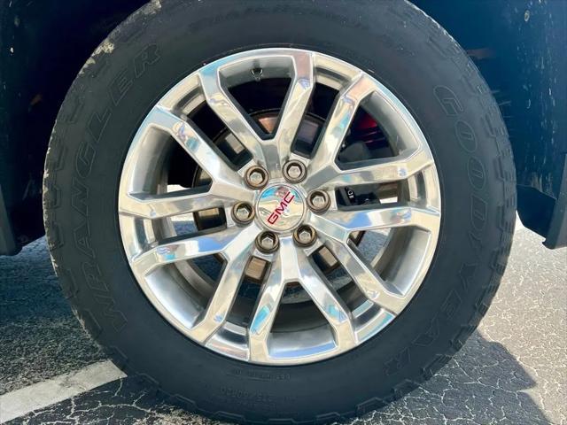 2022 GMC Sierra 1500 Limited 4WD Crew Cab Short Box SLT