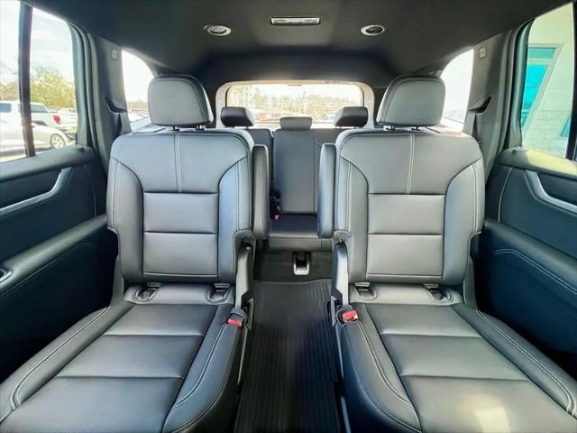 2026 GMC Acadia Elevation FWD