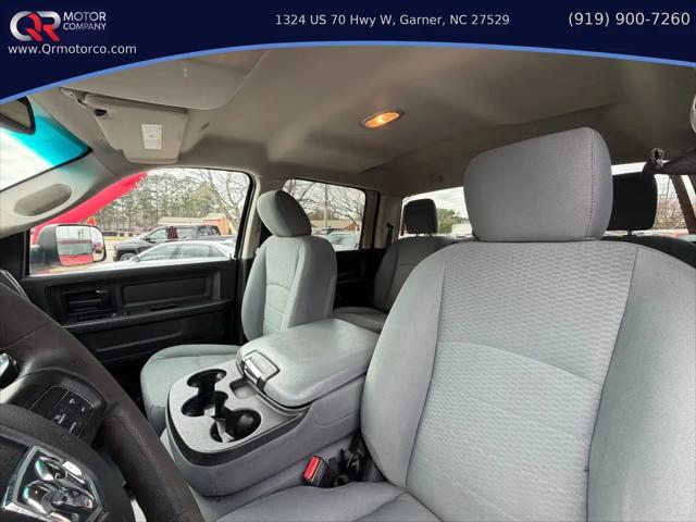2017 Ram 3500 Tradesman Crew Cab 4x4 8' Box