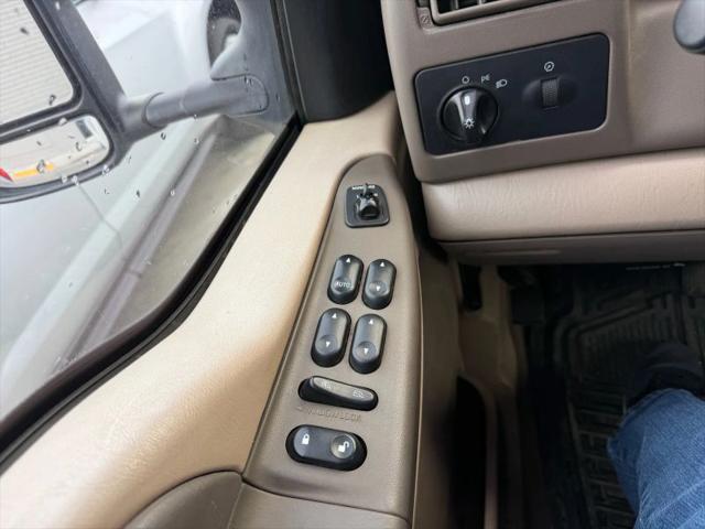 2004 Ford F-350 XLT