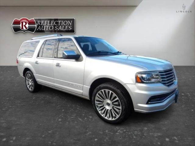 2015 Lincoln Navigator L Base for sale in Saint Paul, MN