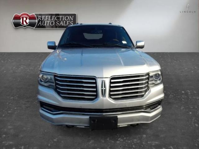 2015 Lincoln Navigator L Base