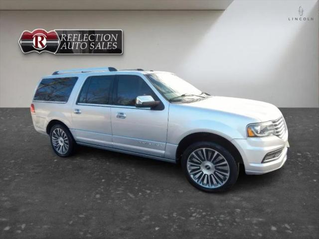 2015 Lincoln Navigator L Base