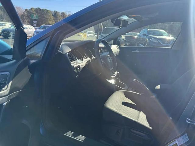 2018 Volkswagen Golf SportWagen TSI S