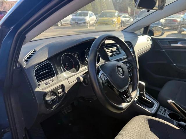 2018 Volkswagen Golf SportWagen TSI S