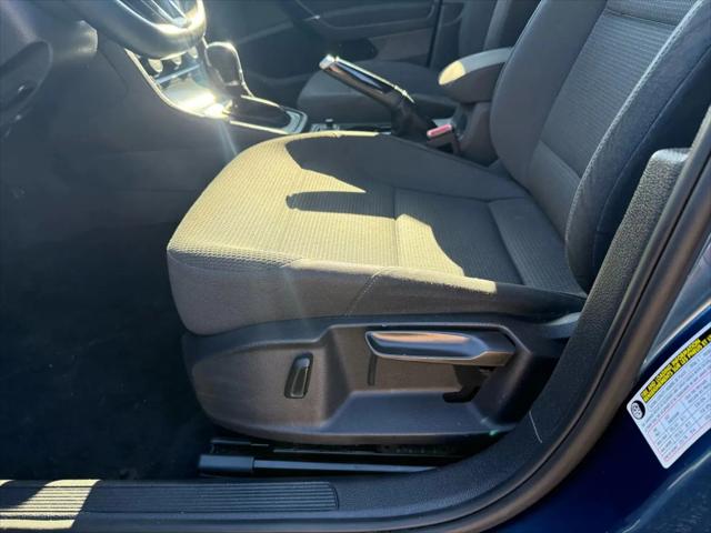 2018 Volkswagen Golf SportWagen TSI S