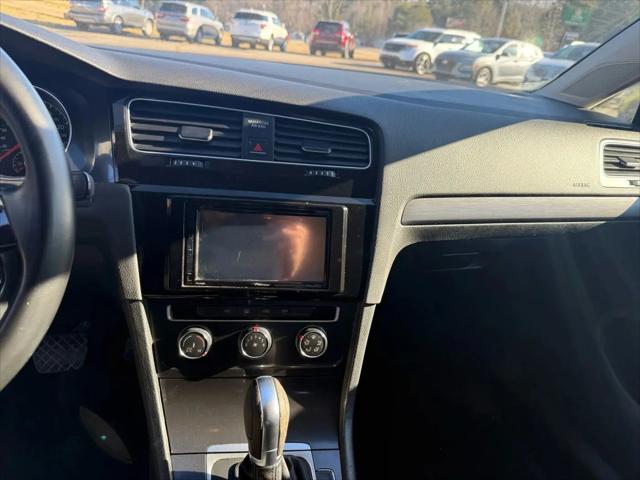 2018 Volkswagen Golf SportWagen TSI S