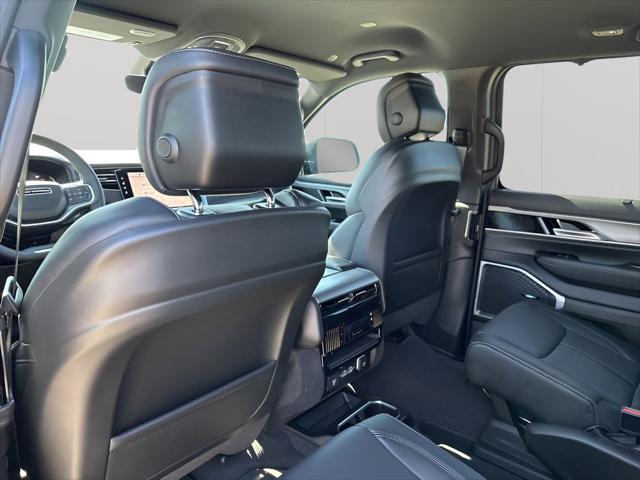 2026 Jeep Grand Wagoneer Limited Altitude 4x4