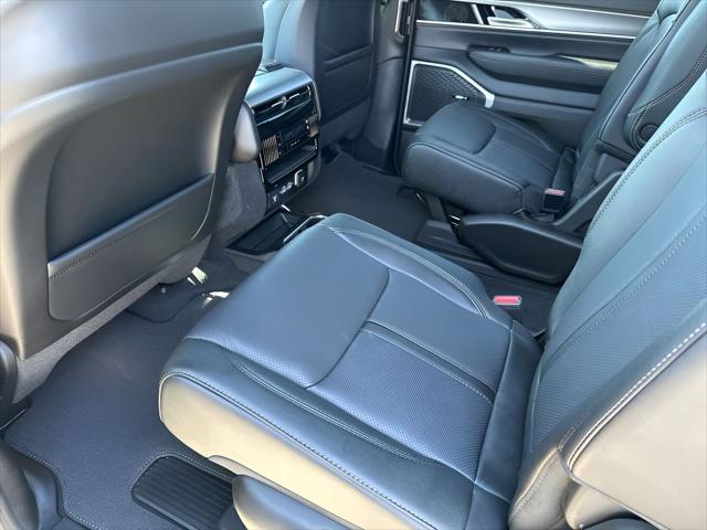 2026 Jeep Grand Wagoneer Limited Altitude 4x4