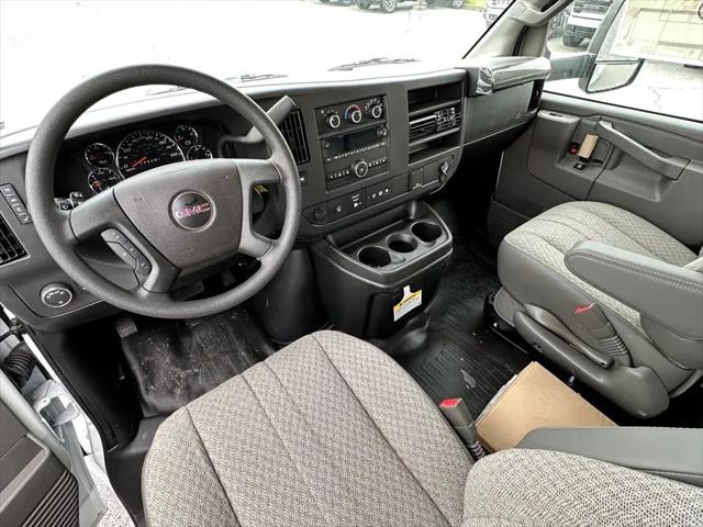 2025 GMC Savana Cutaway Work Van