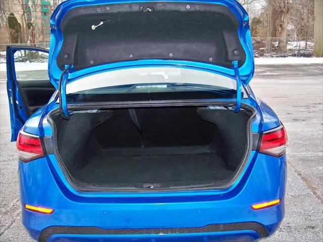 2021 Nissan Sentra SV Xtronic CVT