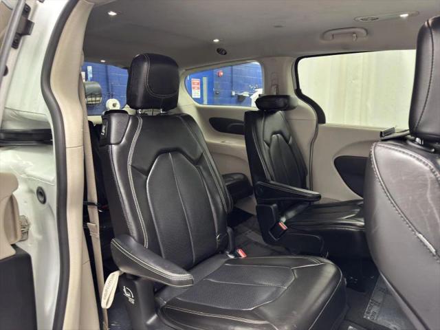 2021 Chrysler Voyager LXI