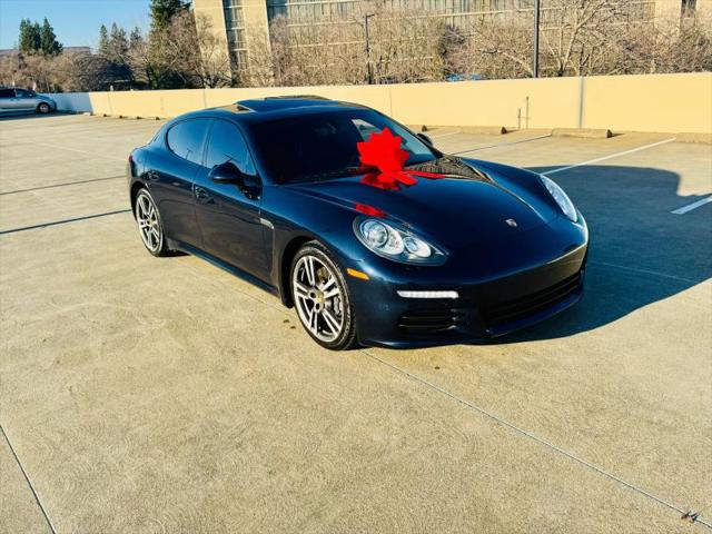 2016 Porsche Panamera Edition