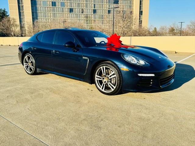 2016 Porsche Panamera Edition