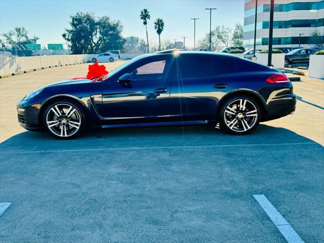 2016 Porsche Panamera Edition