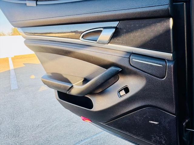 2016 Porsche Panamera Edition