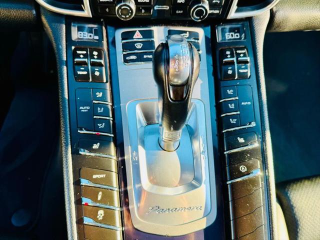 2016 Porsche Panamera Edition