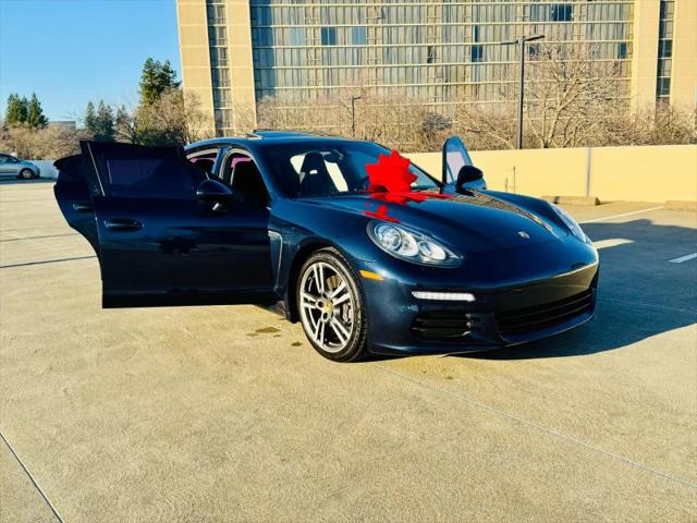 2016 Porsche Panamera Edition