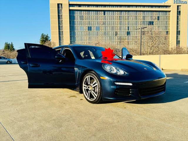 2016 Porsche Panamera Edition