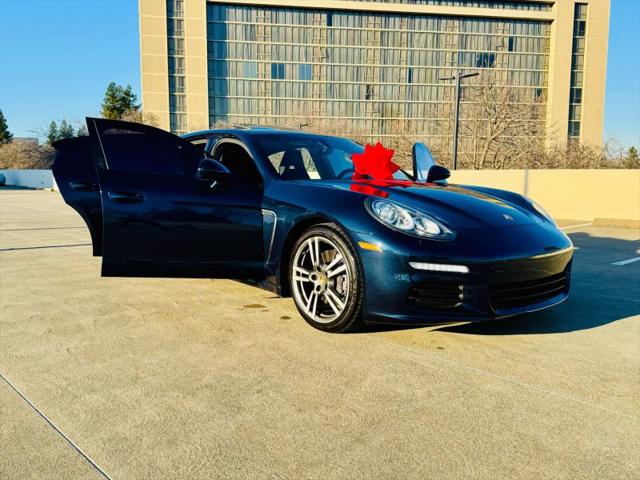 2016 Porsche Panamera Edition