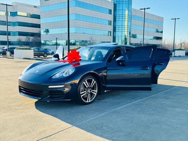 2016 Porsche Panamera Edition