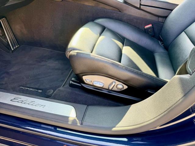 2016 Porsche Panamera 4