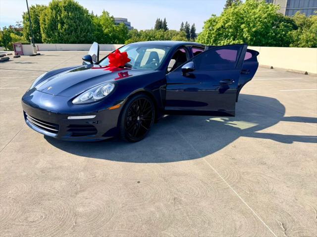 2016 Porsche Panamera 4