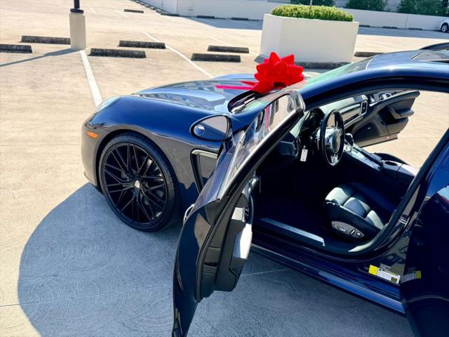 2016 Porsche Panamera 4