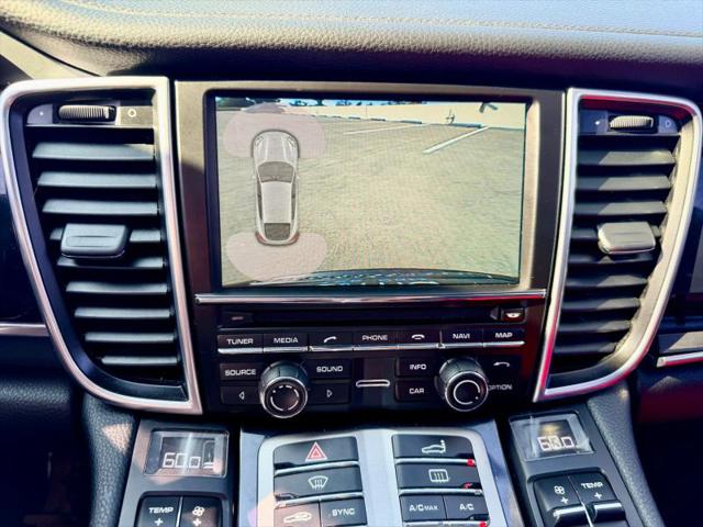 2016 Porsche Panamera 4