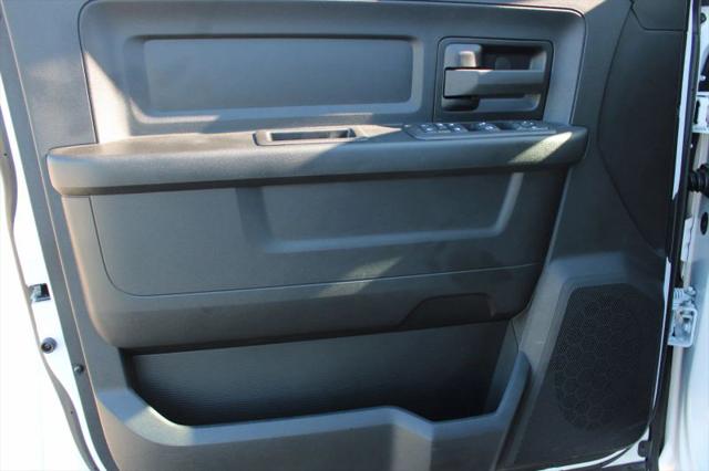 2026 Ram 3500 Tradesman Crew Cab 4x4 8' Box
