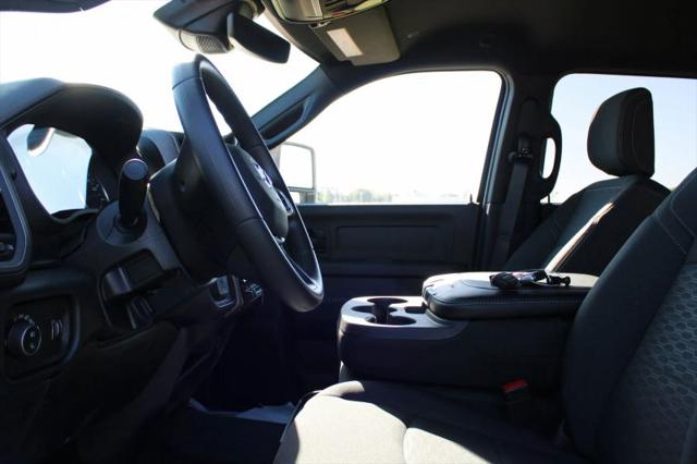 2026 Ram 3500 Tradesman Crew Cab 4x4 8' Box