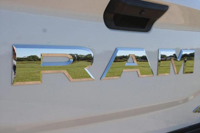 2026 Ram 3500 Tradesman Crew Cab 4x4 8' Box